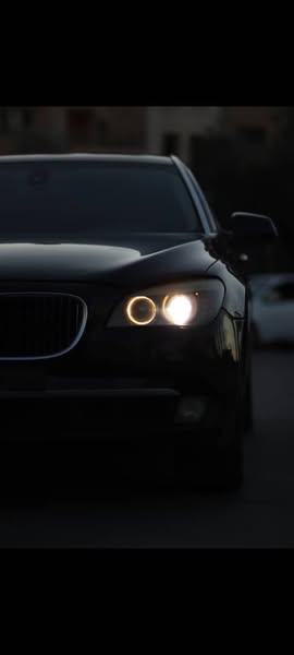BMW 730Li 2012 - صورة 2