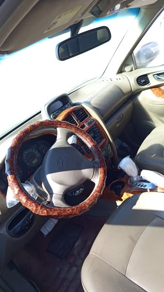 هيونداي سنتافي 2002 - صورة 5