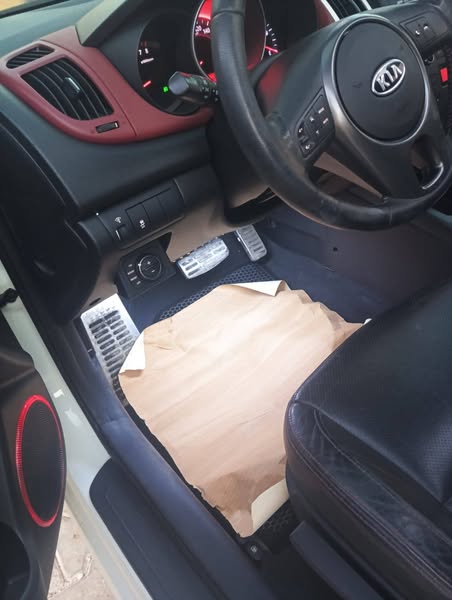 كيا فورتي 2011 - صورة 4