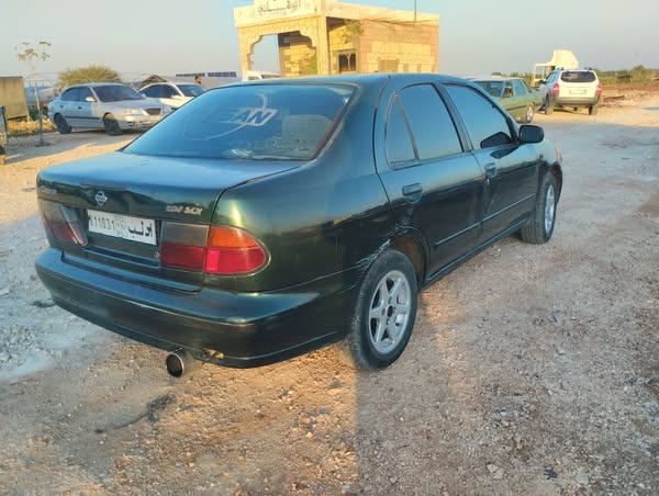 نيسان الميرا 2000 - صورة 3