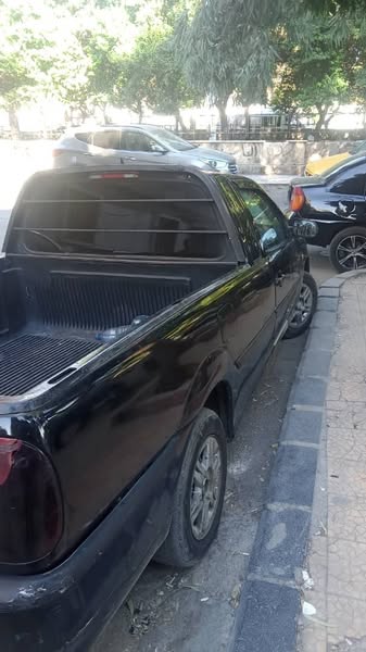 فولكس واجن سافيرو 2006 - صورة 2