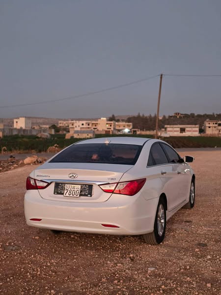 هيونداي سوناتا 2010 - صورة 2