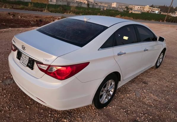 هيونداي سوناتا 2010 - صورة 5