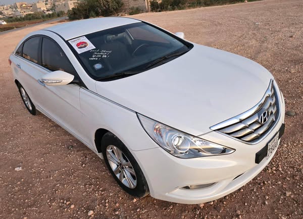 هيونداي سوناتا 2010 - صورة 3