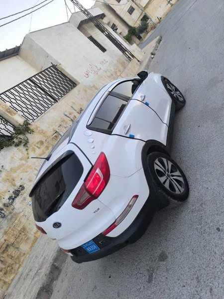 كيا سبورتاج 2012 - صورة 4