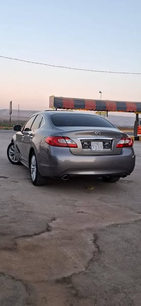 Infiniti M37 2011 - صورة 1