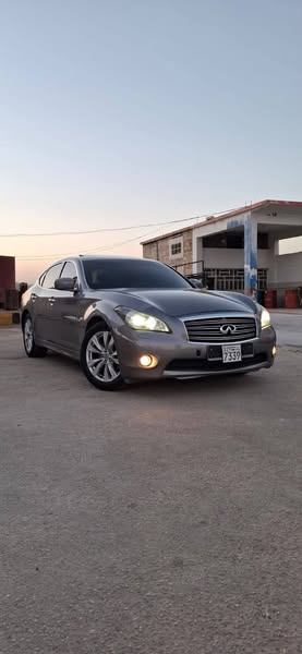 Infiniti M37 2011 - صورة 3