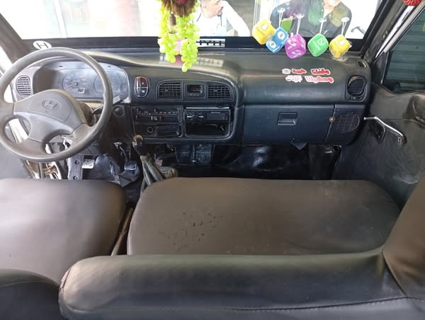 هيونداي H-100 2000 - صورة 4