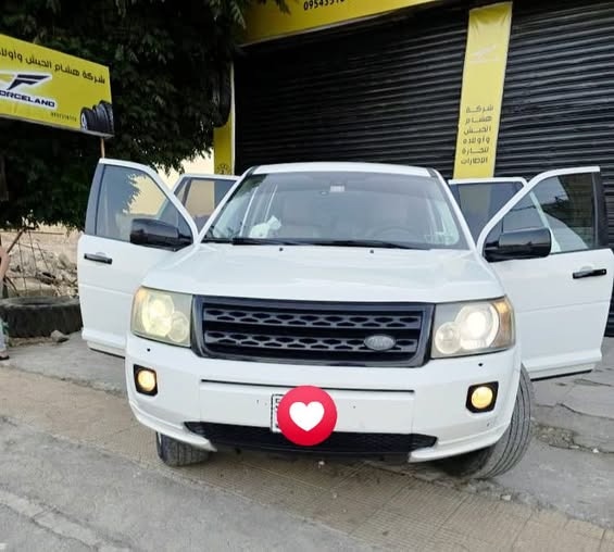 لاند روفر LR2 2012