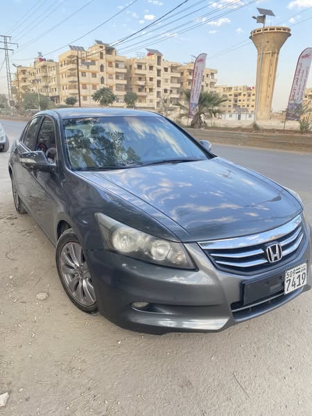 هوندا اكورد 2012 - صورة 1