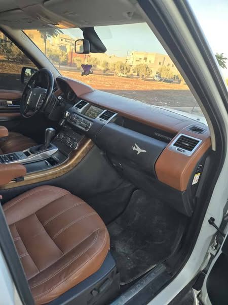 لاند روفر رنج روفر سبورت 2012 - صورة 4