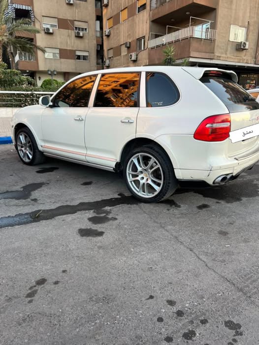 بورش كايين 2008