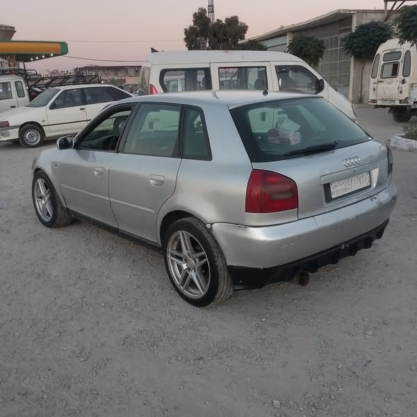 اودي A3 2002 - صورة 5