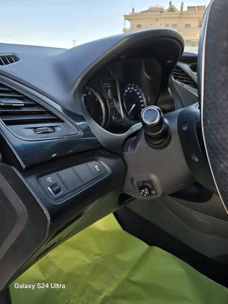 هيونداي أزيرا 2014 - صورة 5