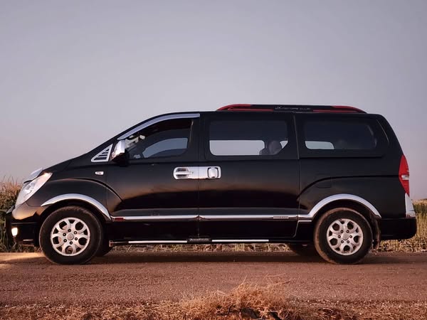 هيونداي ستاركس 2011 - صورة 3