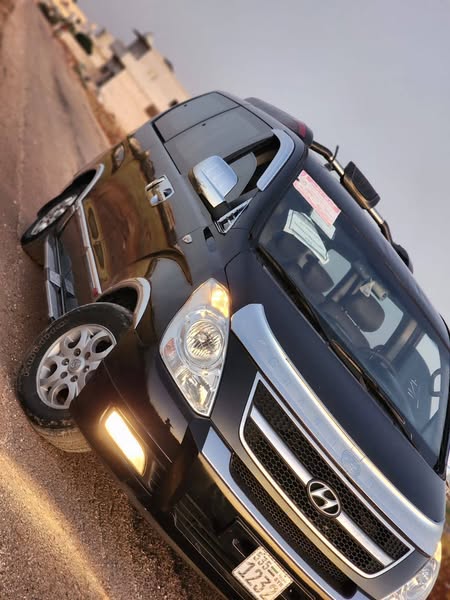 هيونداي ستاركس 2011 - صورة 4