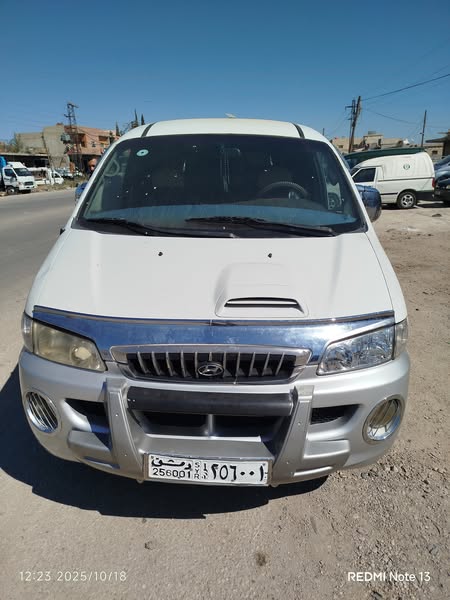 هيونداي ستاركس 1999 - صورة 3