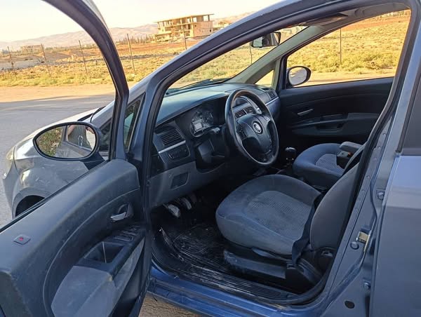 فيات لينيا 2010 - صورة 4