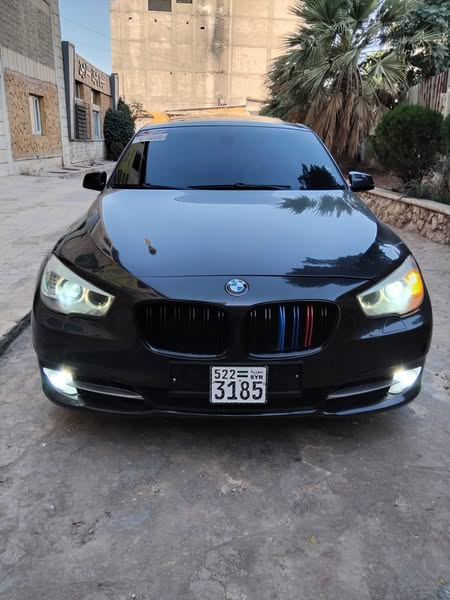 BMW جران توريزمو 2011 - صورة 1