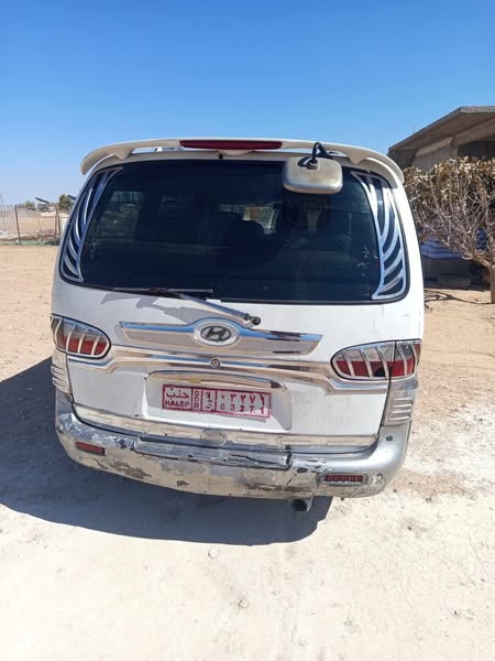 هيونداي H-1 2002 - صورة 4