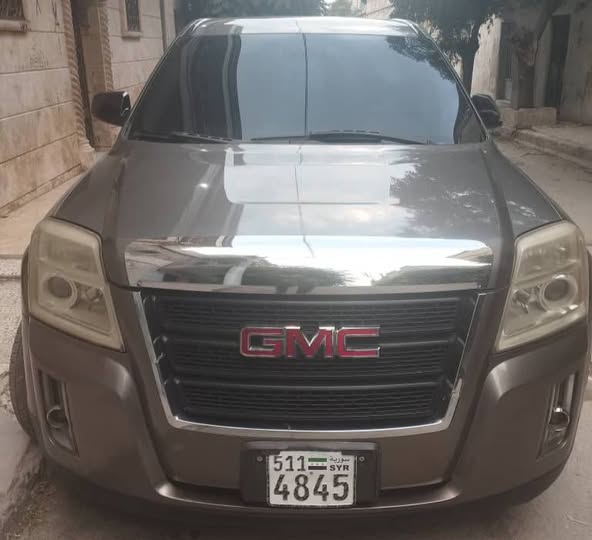 GMC تيرين 2011 - صورة 3