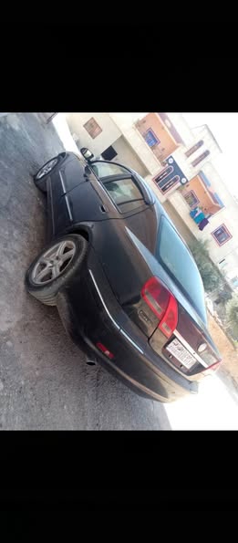 Brilliance Ventura 2008 - صورة 1