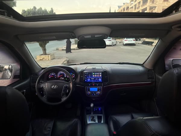 هونداي سنتافيه 2011 - صورة 5