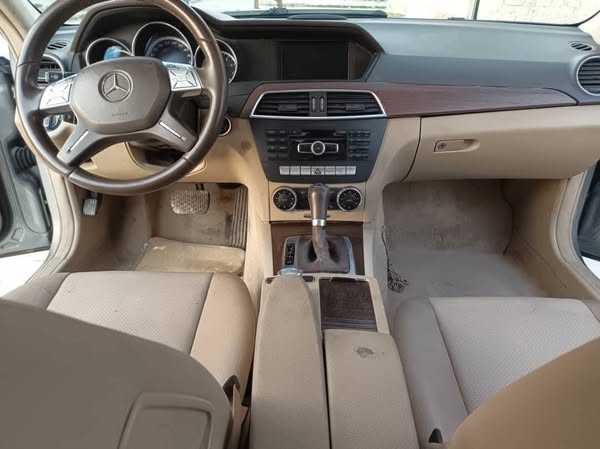 مرسيدس-بنز C 200 2013 - صورة 4