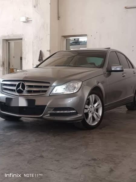 مرسيدس-بنز C 200 2013 - صورة 2