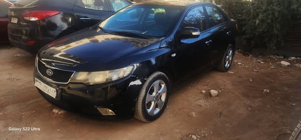 كيا فورتي 2010 - صورة 4