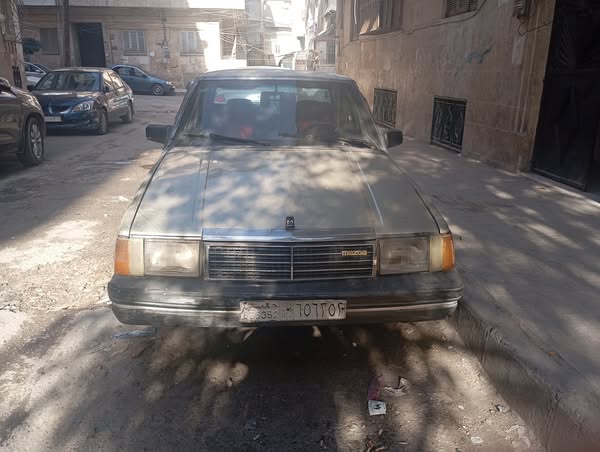 مازدا 929 1983 - صورة 3