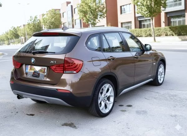BMW X1 2012 - صورة 1