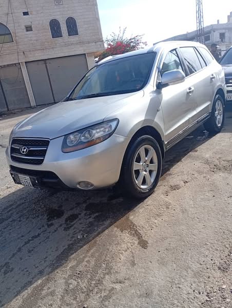 هيونداي سنتافي 2009 - صورة 1