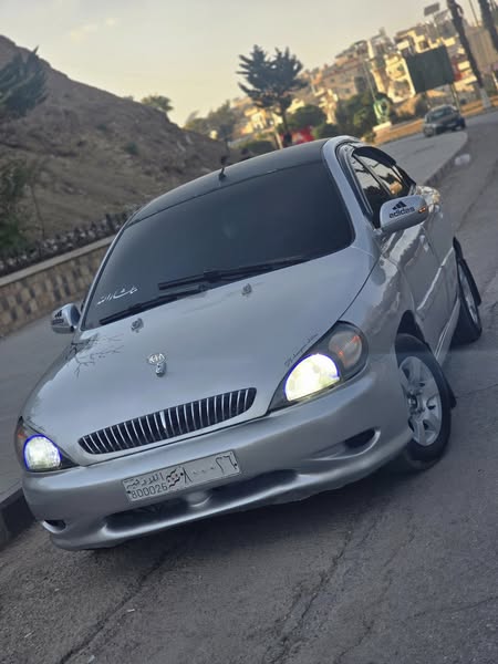 كيا ريو 2002 - صورة 5