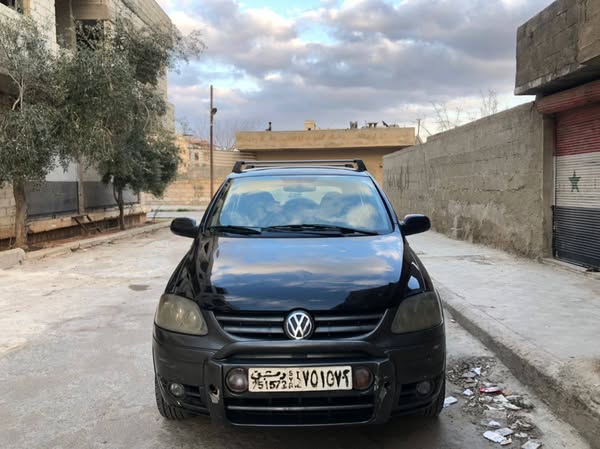 فولكس فاجن كروس فوكس 2007 - صورة 1