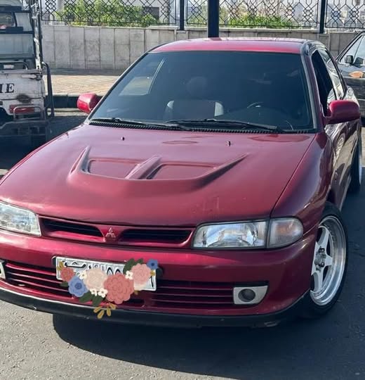 ميتسوبيشي لانسر 1993