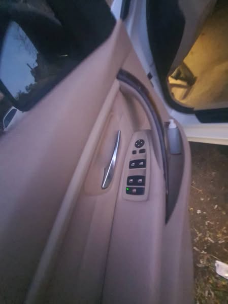 BMW 328i 2014 - صورة 2