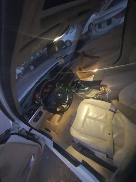 BMW 328i 2014 - صورة 4