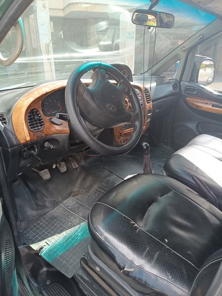 هيونداي H-1 1999 - صورة 4