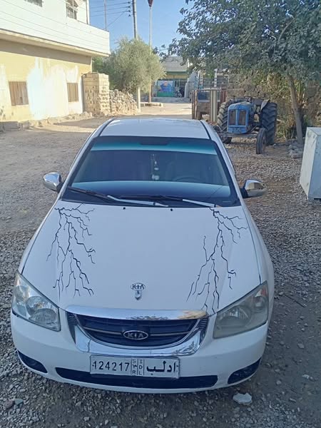 كيا سيراتو 2006 - صورة 3