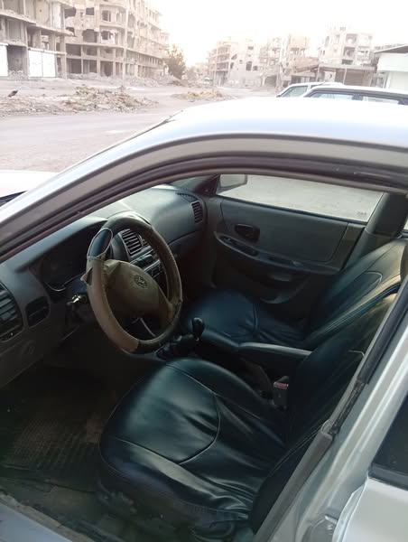 هيونداي فيرنا 2006 - صورة 5