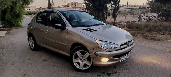 بيجو 206 2010 - صورة 4