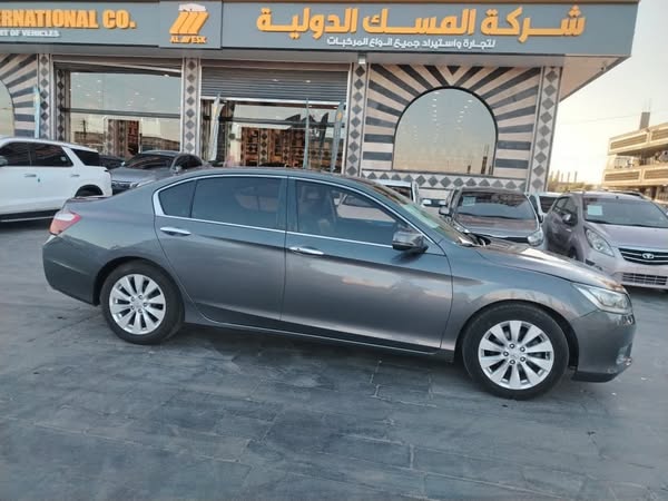 هوندا Accord 2015 - صورة 2