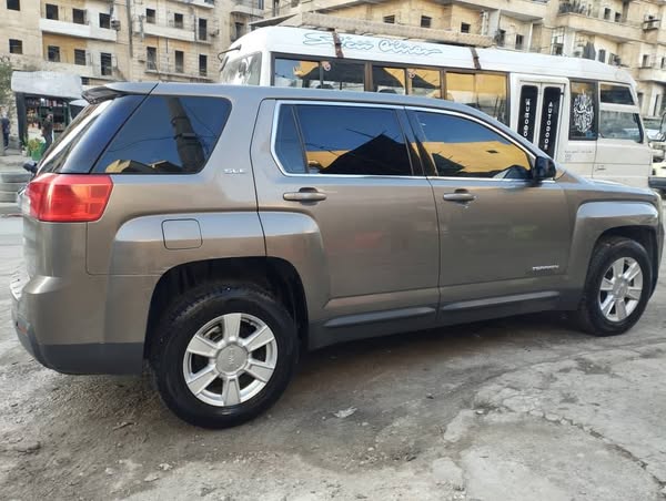 جي ام سي تيرين 2011 - صورة 3