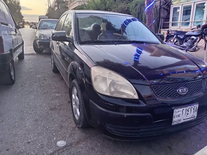 كيا ريو 2007