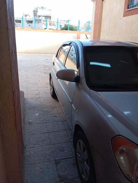 هيونداي اكسنت 2007 - صورة 1