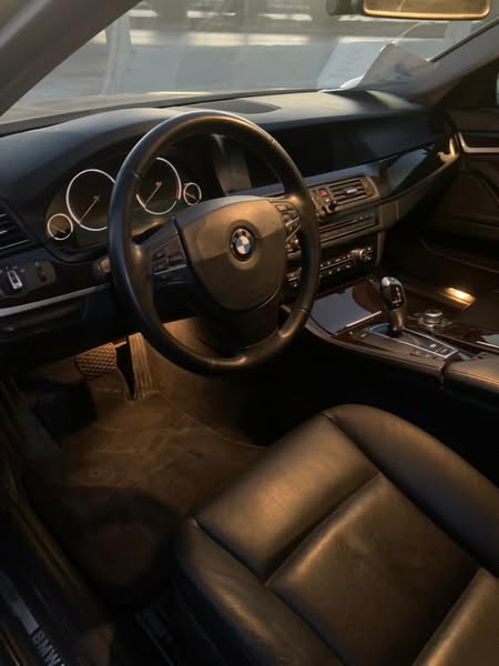BMW 5 Series 2012 - صورة 3