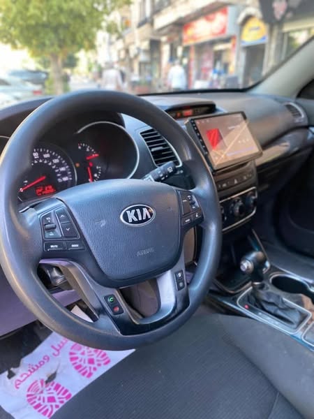 كيا سورينتو 2015 - صورة 4