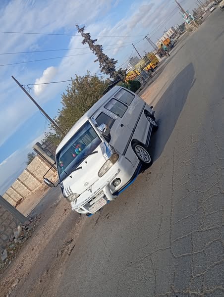 هيونداي H-100 2000 - صورة 5