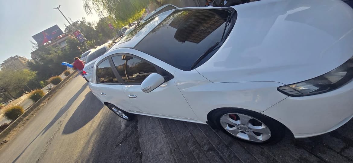 كيا فورتي 2010